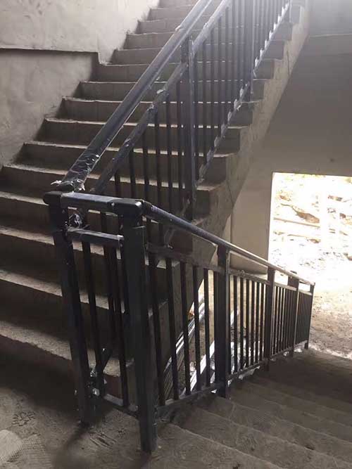 产品名称：锌钢护栏楼梯扶手
