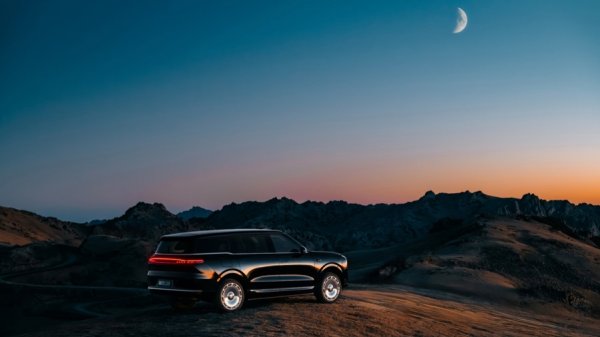 上汽集团1-2月销售同比增长6.8%，上半年新品矩阵加速落地