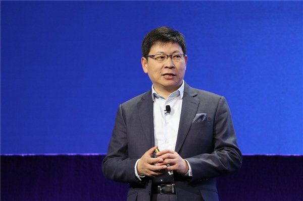 余承东喊话自己的字典只有第一：我会带领团队一路赶超！