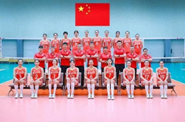 女排集训新名单日渐清晰: 吴梦洁挑大梁, 袁心玥回归朱婷缺席
