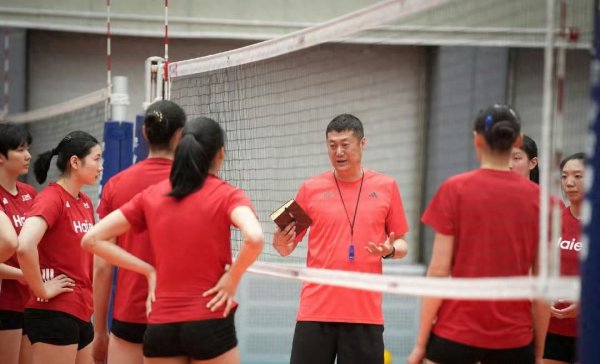 中国女排请吃火锅, 热身赛时间确定, 吴梦洁不严重, 将回江苏康复
